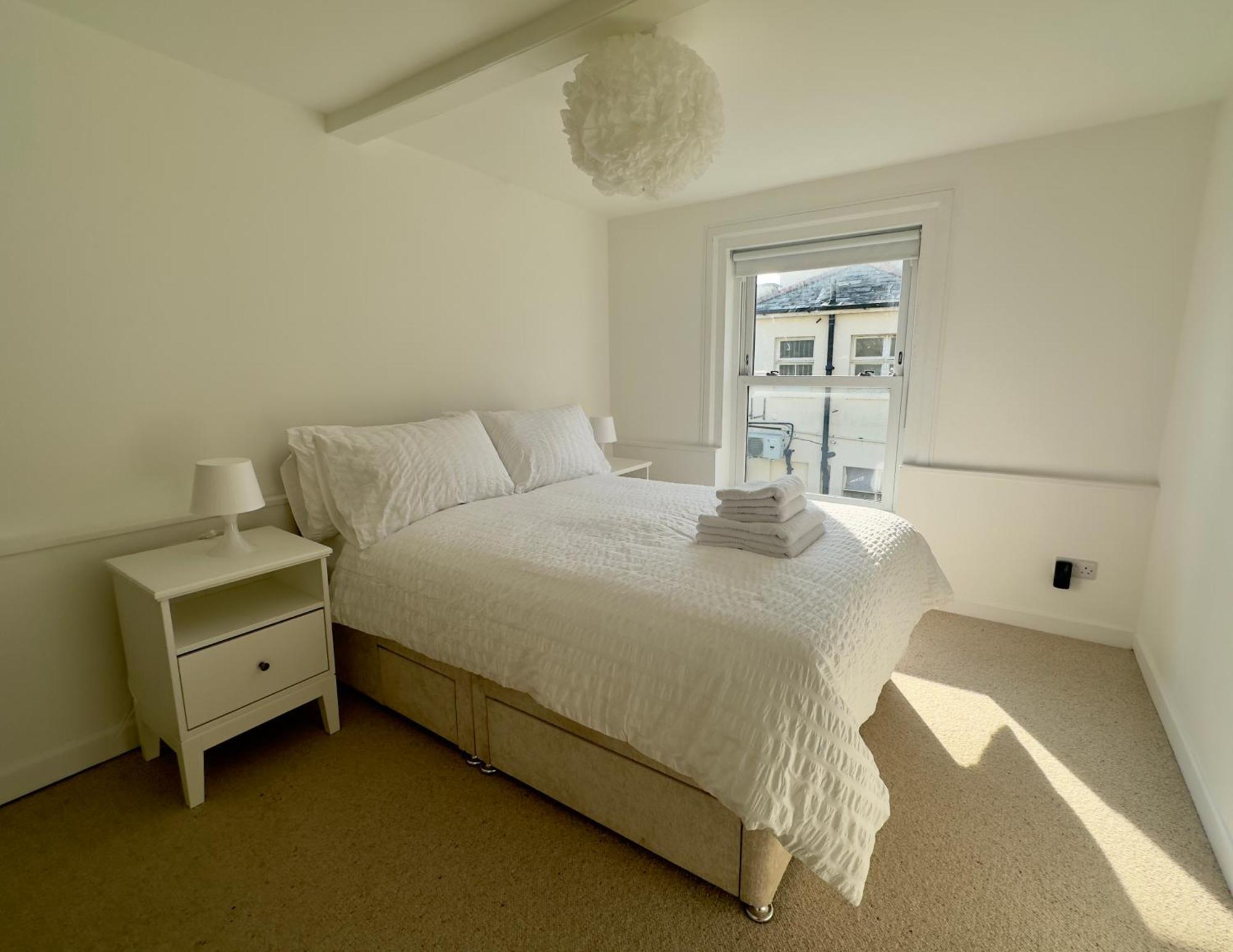 Buttercup Cottage Off-Street Parking 2 Large Suvs 3 Minutes To Beach St Leonards-on-Sea Bagian luar foto